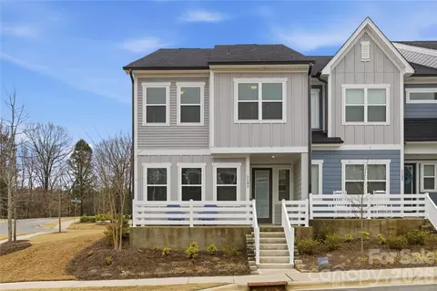 118 Berkeley A Ave #A, Mooresville, NC 28117