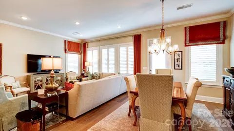11101 Cobb Creek Ct, Charlotte, NC 28277 photo 8