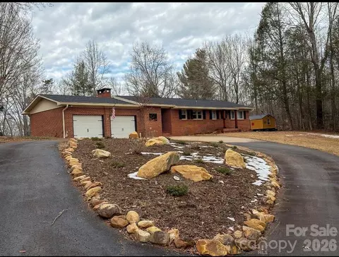 150 Revonda Dr, Nebo, NC 28761