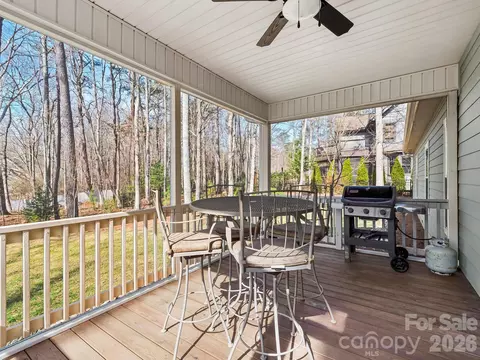 Exterior - 76 Ledgestone Dr, Fairview, NC 28730 photo 6 of 11