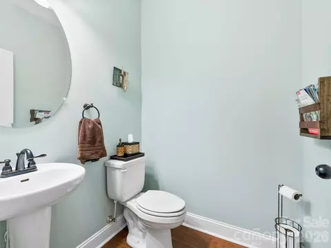 Bath - 76 Ledgestone Dr, Fairview, NC 28730 photo 1 of 4