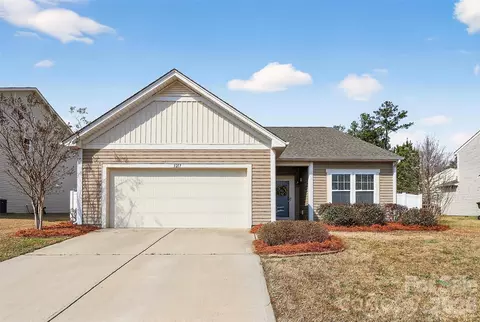 3217 Thorpe Ln, Clover, SC 29710