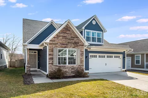 12 Hyde Park Pl, Arden, NC 28704