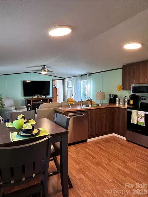 Kitchen - 135 Phillips Rd, Spruce Pine, NC 28777 photo 3 of 3