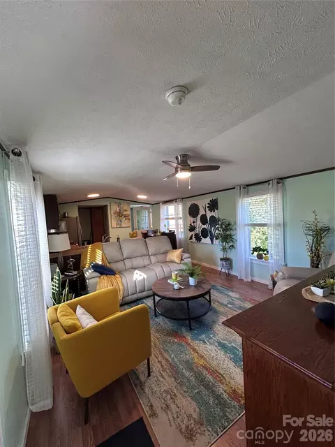 Living - 135 Phillips Rd, Spruce Pine, NC 28777 photo 3 of 3