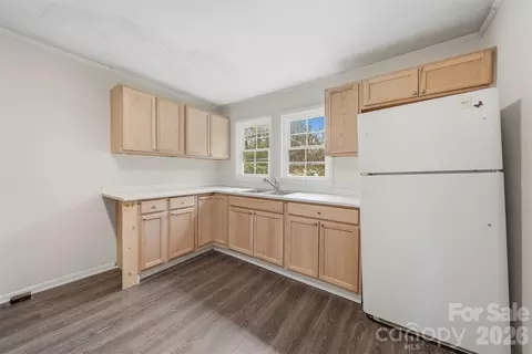 Other - 630 2nd Sw St SW, Conover, NC 28613 photo 8 of 16