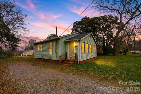 630 2nd Sw St SW, Conover, NC 28613