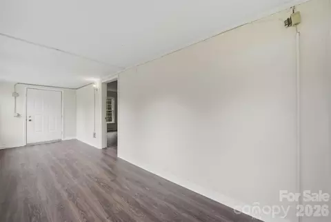Living - 630 2nd Sw St SW, Conover, NC 28613 photo 1 of 5