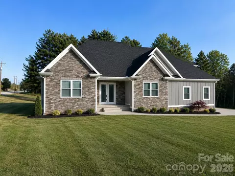 3508 Alfalfa St, Conover, NC 28613