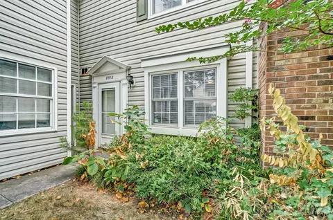 8518 Castle Pine Ct, Charlotte, NC 28226