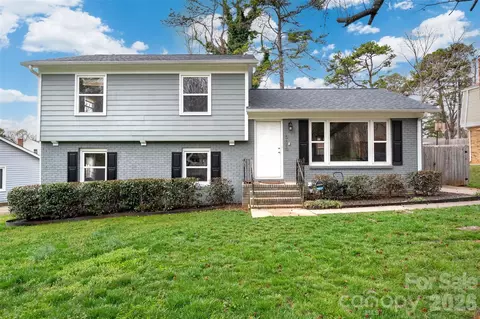 5610 Lawrence Orr Rd, Charlotte, NC 28212