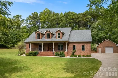 182 Broadview Cir, Mooresville, NC 28117