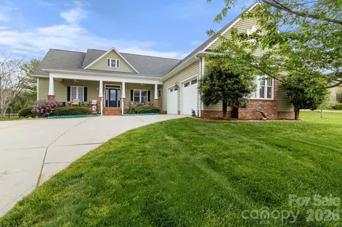 557 Luther Dr, Iron Station, NC 28080