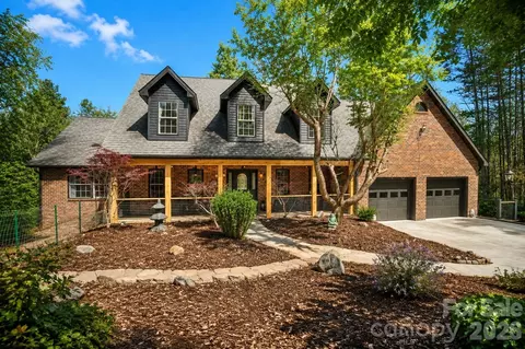4005 Little River Rd, Hendersonville, NC 28739