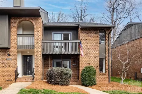 5801 Sharon M Rd #M, Charlotte, NC 28210