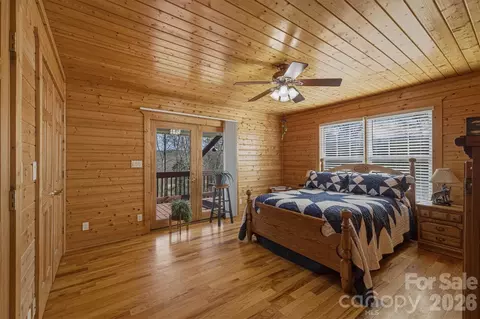 Bedroom - 5895 Old Hwy 70 Rd, Morganton, NC 28655 photo 1 of 5