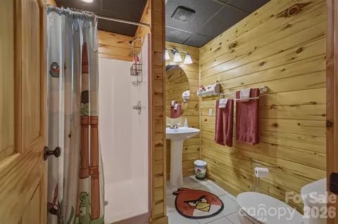 Bath - 5895 Old Hwy 70 Rd, Morganton, NC 28655 photo 3 of 3