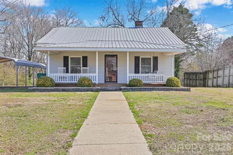 606 Ridge St, Albemarle, NC 28001