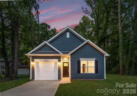 528 W Todd Ln, Charlotte, NC 28208