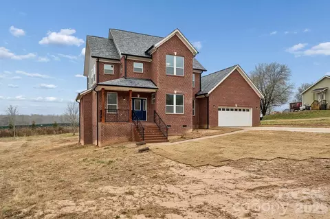 114 Strawberry Ct, Lincolnton, NC 28092