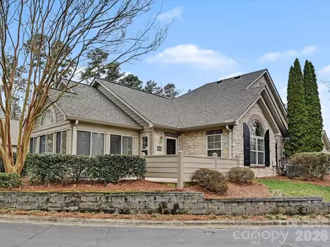 2804 Polo Club Blvd, Matthews, NC 28105