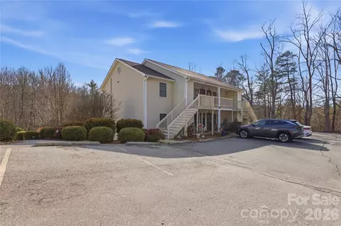 19 Krista Cir #E, Candler, NC 28715
