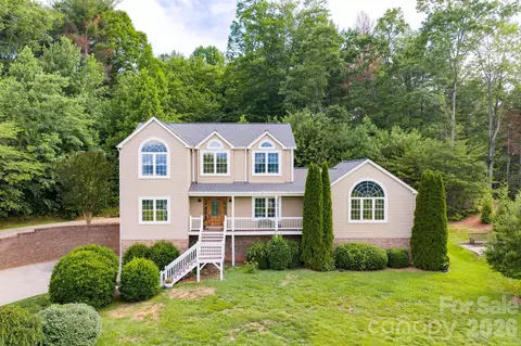 65 Lawson Ridge Rd, Leicester, NC 28748
