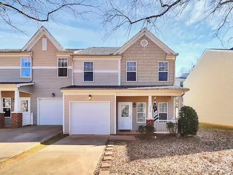 5426 Franklin Springs Cir, Charlotte, NC 28217