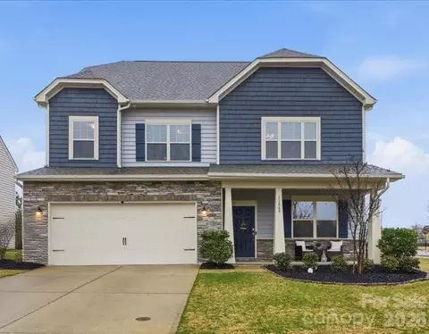 13049 Whitemarsh Hall Dr, Charlotte, NC 28273