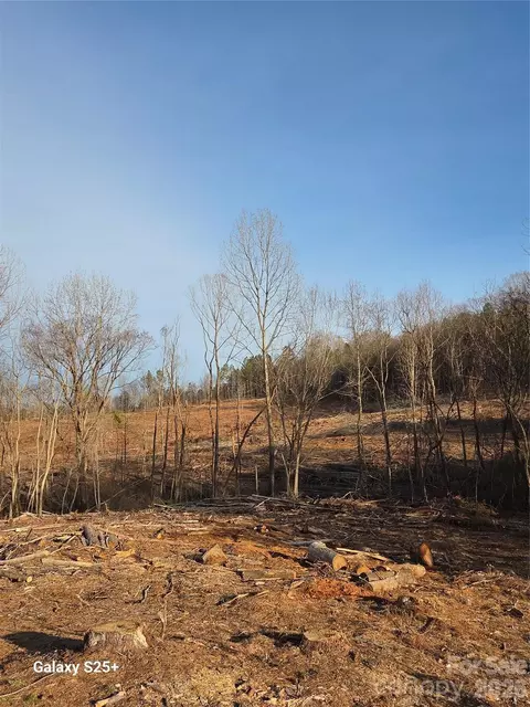 Pole Running Road, Mount Pleasant, NC 28124
