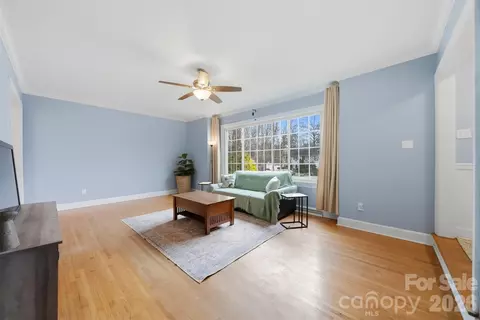 705 2nd Ne Ave NE, Conover, NC 28613 photo 7