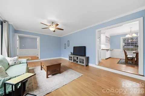 705 2nd Ne Ave NE, Conover, NC 28613 photo 9
