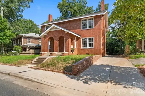 303 Lancaster Ave, Monroe, NC 28112