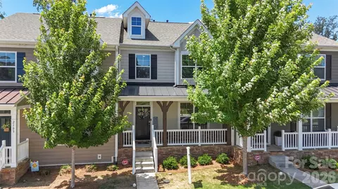 2109 Laurel Village Cir, Belmont, NC 28012