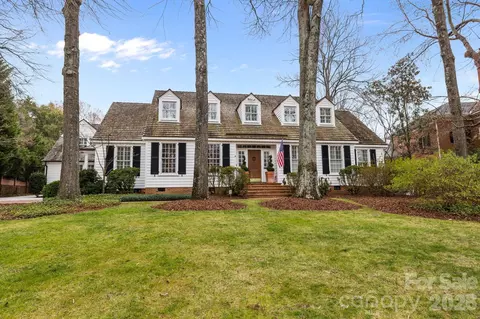 1219 Scotland Ave, Charlotte, NC 28207