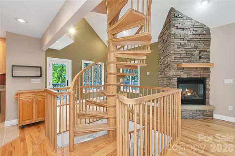 Living - 72 Memory Ln, Brevard, NC 28712 photo 4 of 4