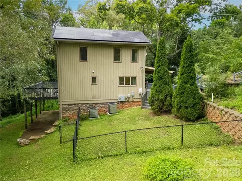 Exterior - 72 Memory Ln, Brevard, NC 28712 photo 4 of 10