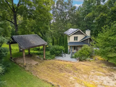Exterior - 72 Memory Ln, Brevard, NC 28712 photo 3 of 10