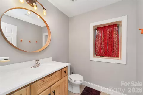 Bath - 72 Memory Ln, Brevard, NC 28712 photo 5 of 5
