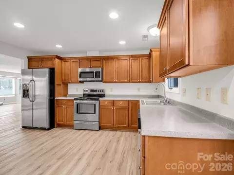 Kitchen - 303 Golfside Dr, Flat Rock, NC 28731 photo 3 of 3