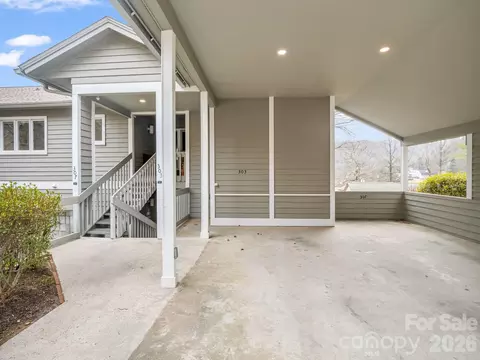 Exterior - 303 Golfside Dr, Flat Rock, NC 28731 photo 2 of 11