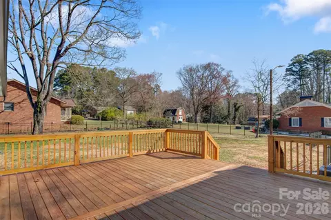 1206 9th Nw St NW, Hickory, NC 28601 photo 36
