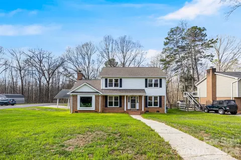 425 Kelford Ln, Charlotte, NC 28270