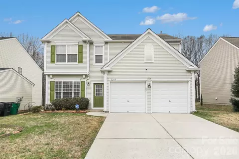 2205 Arbor Vista Dr, Charlotte, NC 28262
