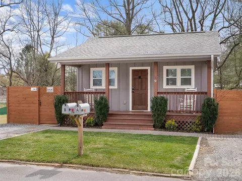 175 Duckworth A And B Ave #A AND B, Brevard, NC 28712