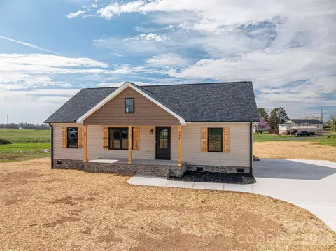 347 Old Belwood Rd, Lawndale, NC 28090