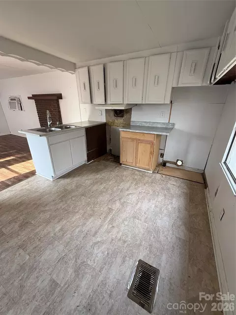 100 Stella St, Clover, SC 29710 photo 5