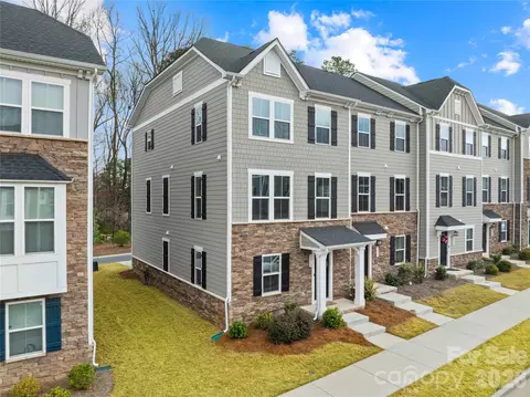 3210 Timber Mill Dr, Stallings, NC 28104