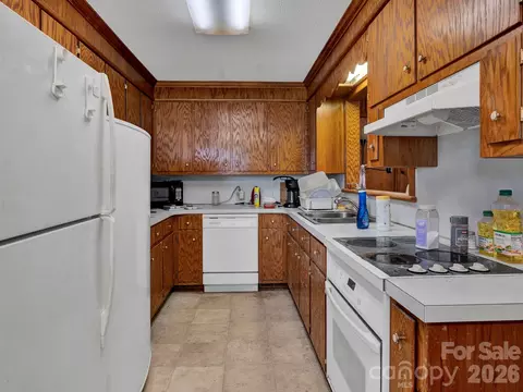 Kitchen - 5803 Morgan Mill Rd, Monroe, NC 28110 photo 1 of 2