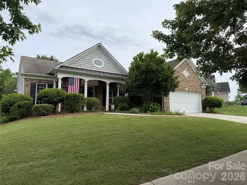 35047 Carnation Ln, Fort Mill, SC 29707